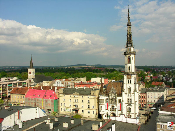 Rynek w Ząbkowicach Śląskich. Źródło: fotopolska.eu